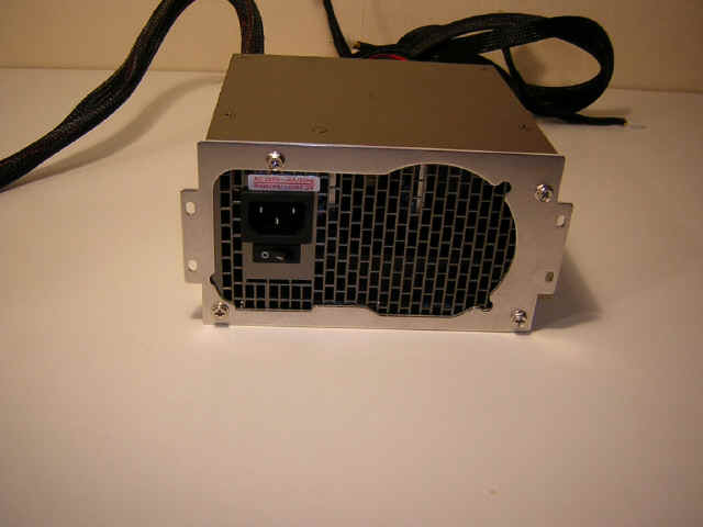 LIAN LI PC6077 (36).jpg (158044 octets)