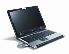 Acer Aspire 9815 : Le PC portable hors normes