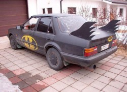 http://www.info-mods.com/medias/albums/News_tmp/batmobile2.thumb.jpg