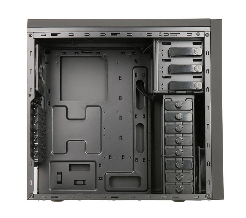 BitFenix Shinobi Midi-Tower (2)