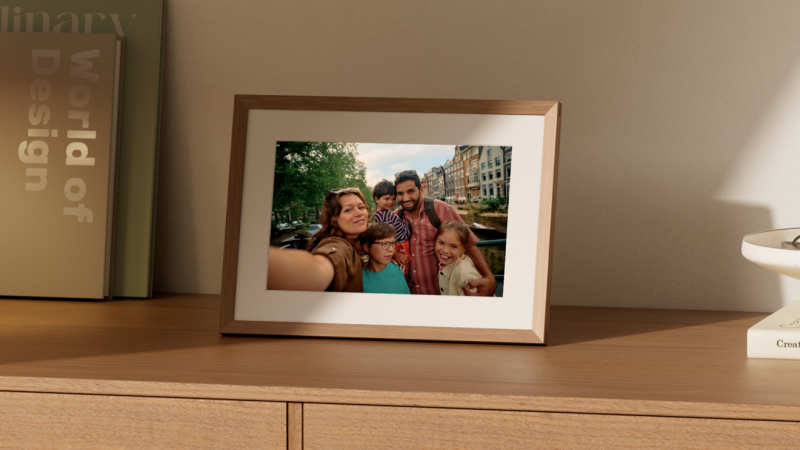 Amazon Alexa Photo Frame