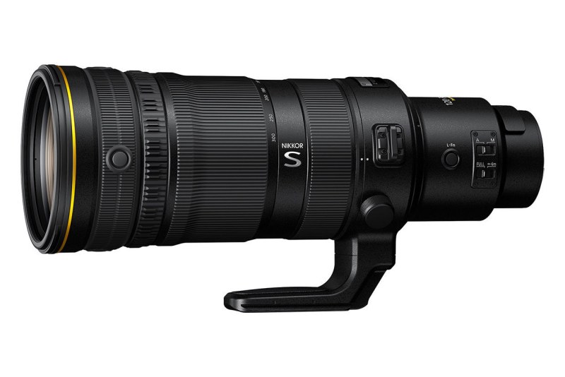 Nikkor 120-300mm f/2.8