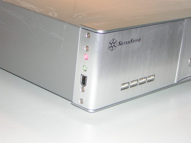 Silverstone LC11 (17)