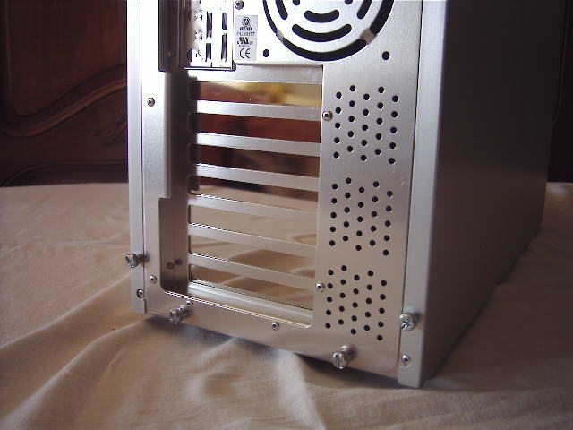 LIAN LI PC6077 5