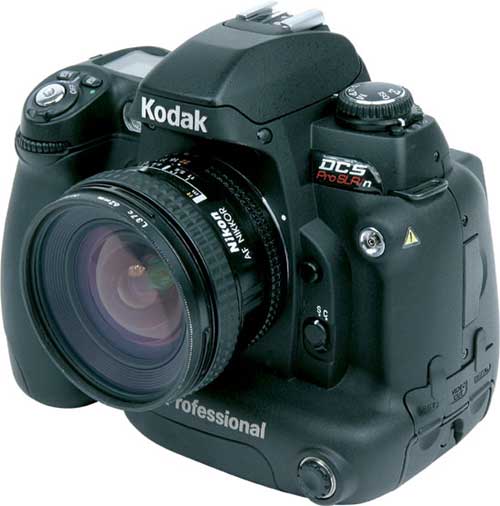 20040824_apn_kodak_dcsproslrn.jpg