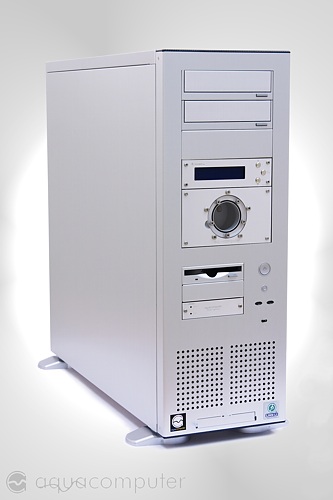 20040731_lianli_aqua_1.jpg