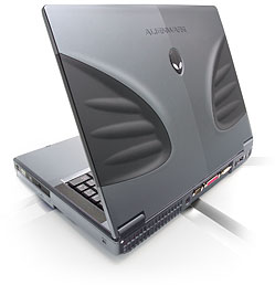 20050504_alienware_area51m_7700.jpg