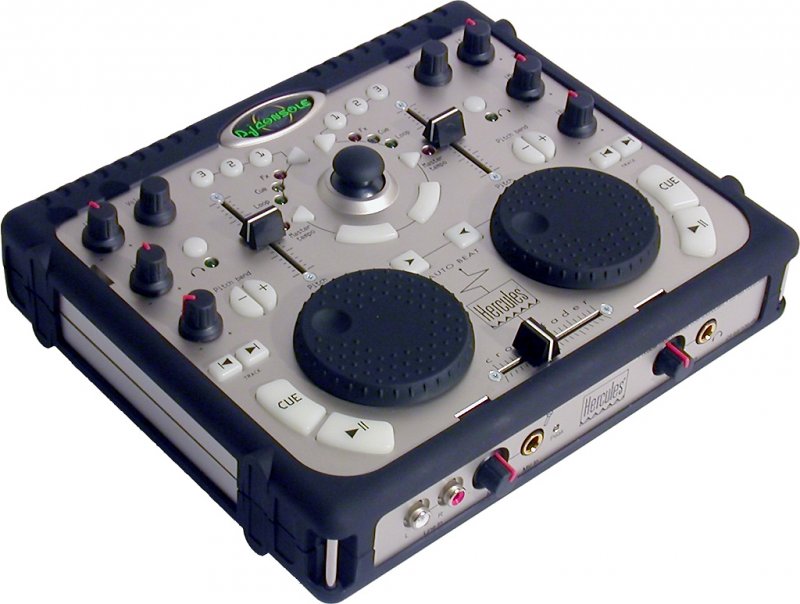 041203_herculedj.jpg