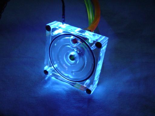 200104_waterfan2.jpg