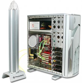 20050509_thermaltake_rocket.jpg