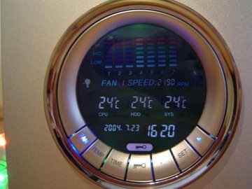 20040726_casetek_iqeye.jpg