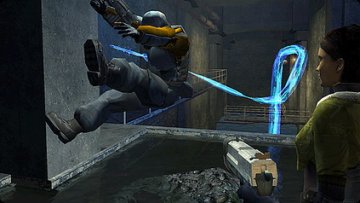 120504_hl2_screen2.jpg