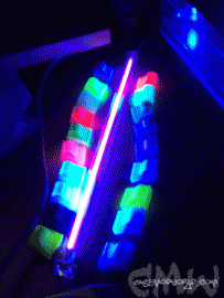 061203_molexuv.gif