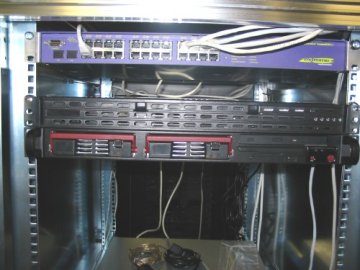 20040318_serveur_front.jpg
